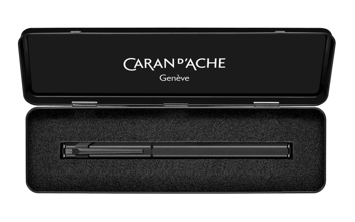 Caran d'ache 849 vulpen - Black code - punt F